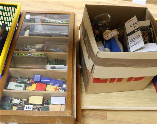 Seven Danbury Mint 1:24 model cars, Models of Yesteryear, Corgi Classic Sports Car Collection, Maisto Supercars, etc